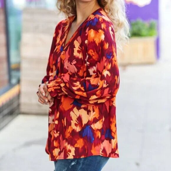 New Burgundy Floral Abstract Print V Neck Smocked Top‎ 3X - Picture 4 of 8